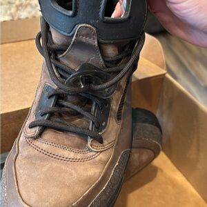 Men's Brown Hiking Boots